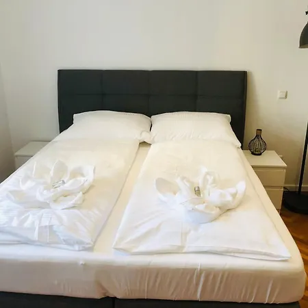 In Zentraler Lage - Nur Wenige Minuten Zum Und Stadt By Interhome Apartmán *