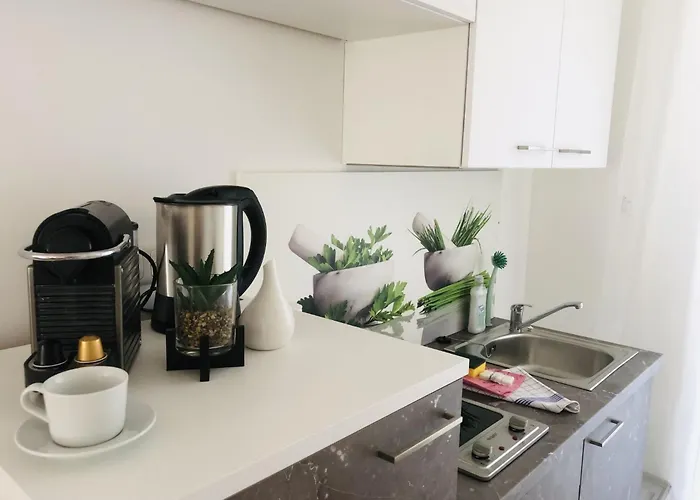 Appartamento In Zentraler Lage - Nur Wenige Minuten Zum Und Stadt By Interhome Gmunden